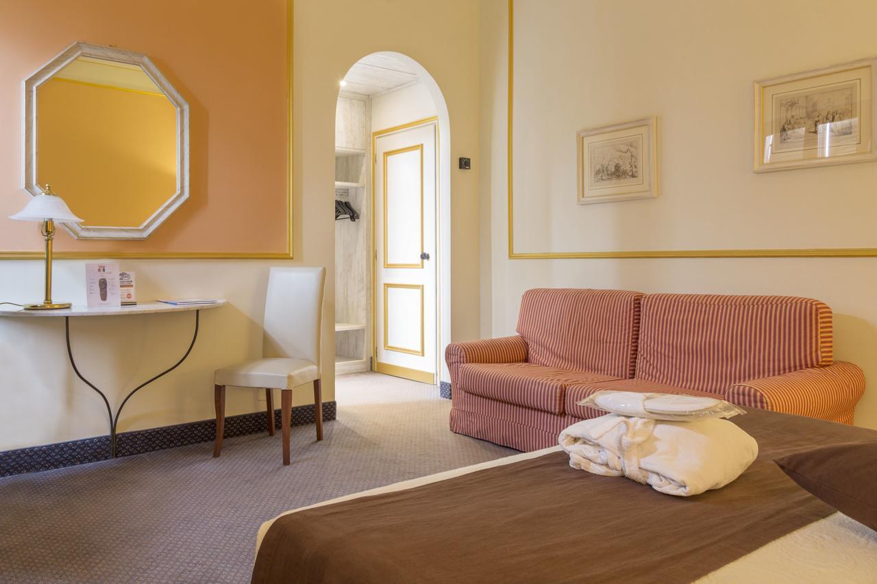 Hotel Ponte Di Rialto Crema Eksteriør billede